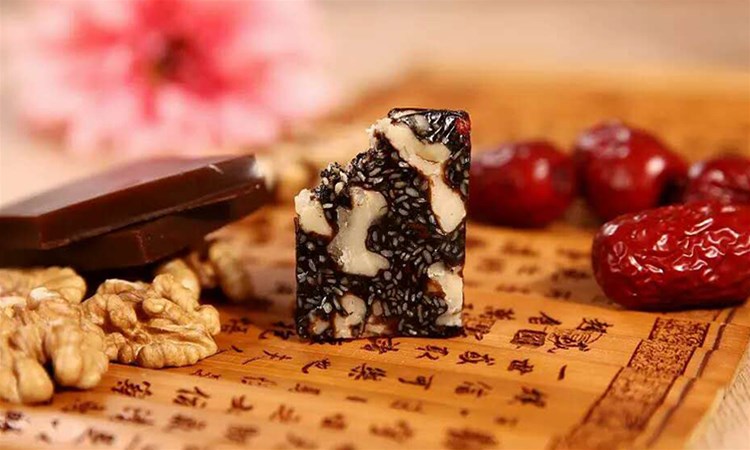 怪不得那么多人爱吃阿胶，原因在这儿呢!